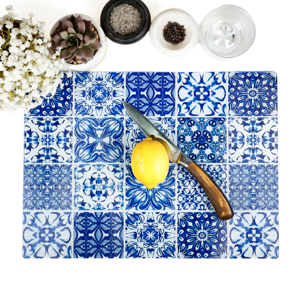 SALE SECOND - Arbeitsplatten-Schoner „Mixed Tiles“ Blau und Weiß (groß/glatt)