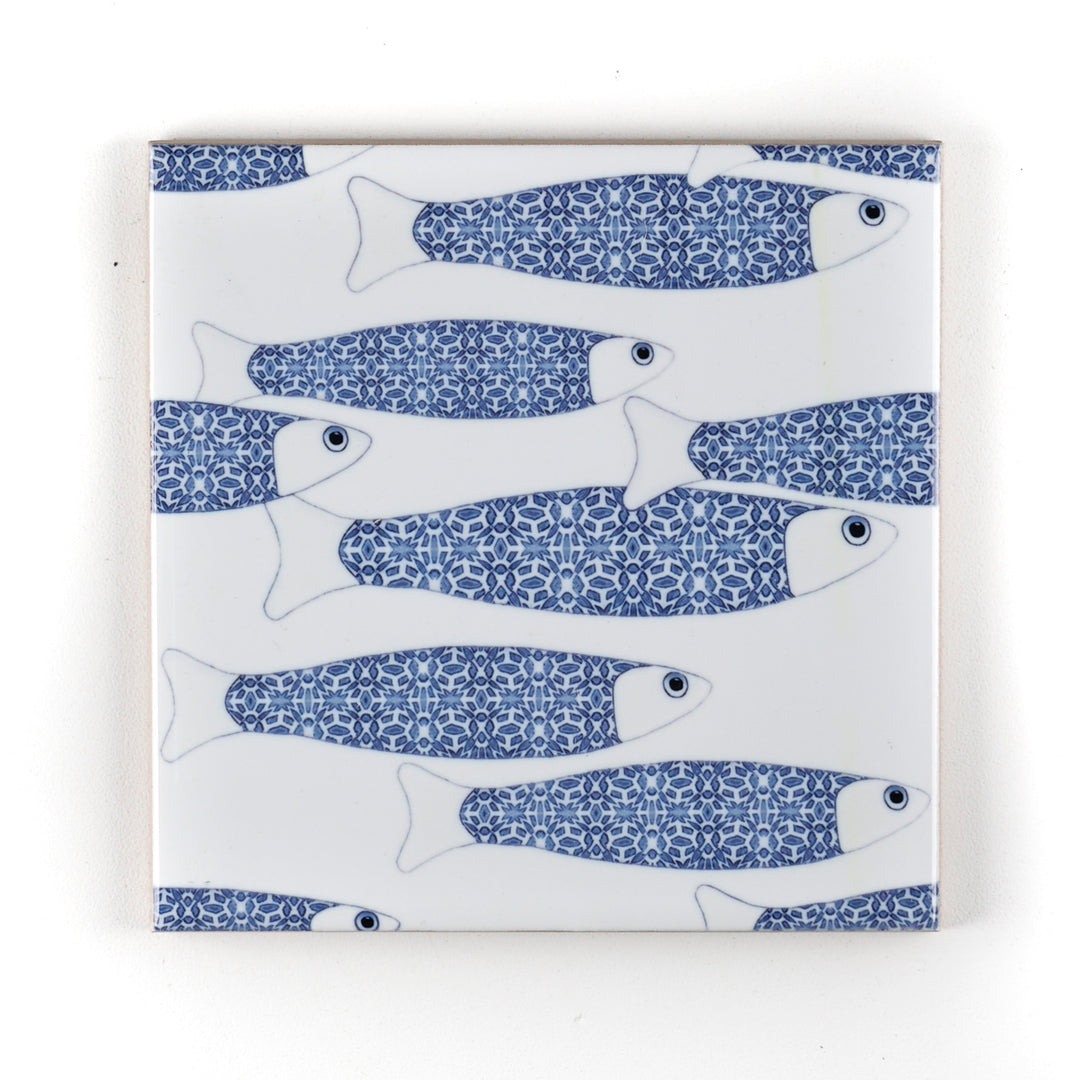 SALE SECOND SET of 3 x 10.8cm Ocean Shoal on white tiles