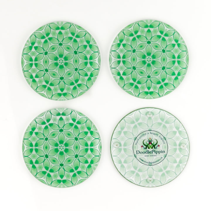 Moosgrünes Untersetzer-Set „Steinoptik“