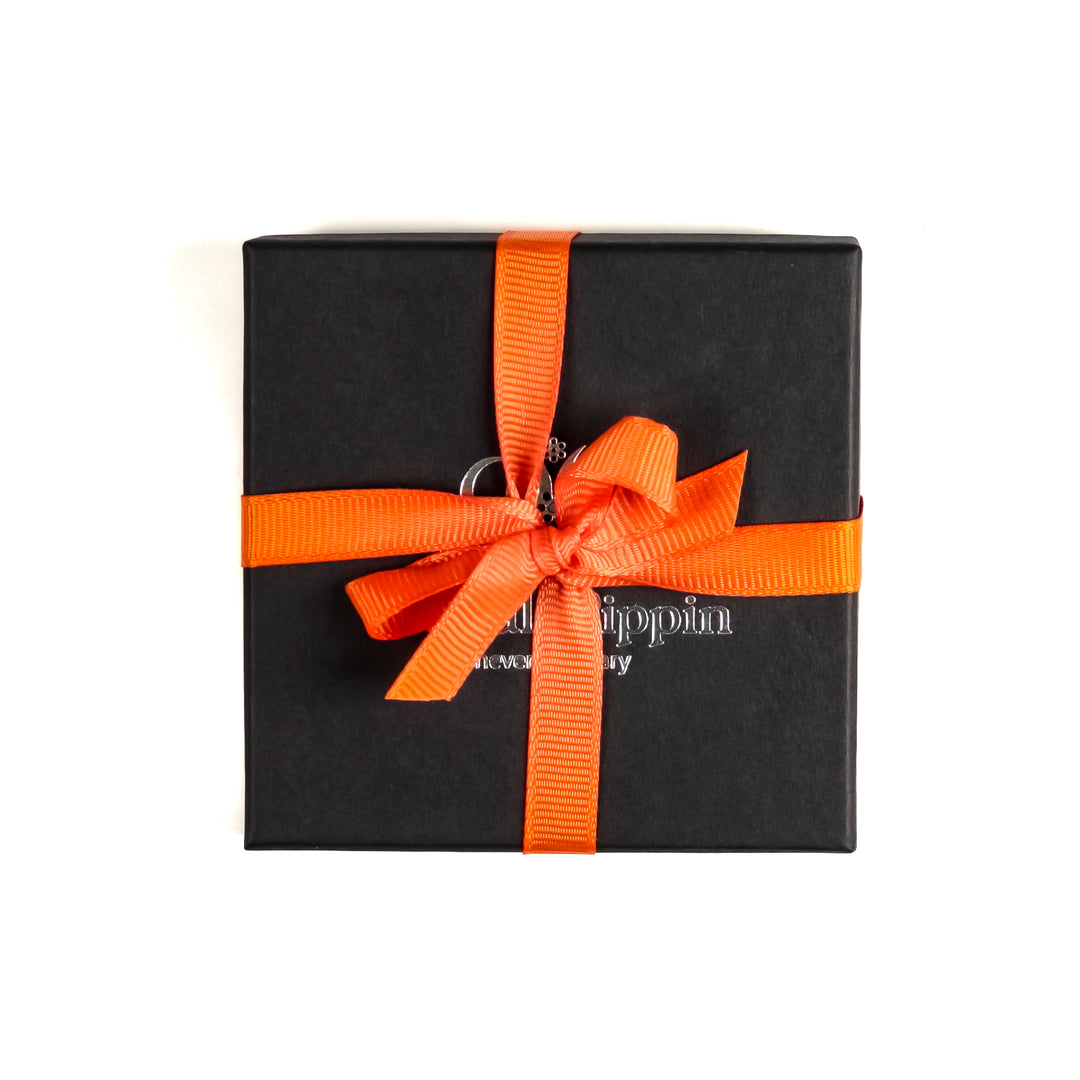 Flower Hearts Folding Mirror and Lens Cloth