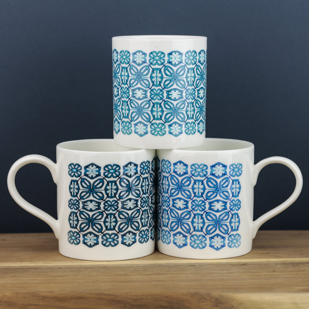 Bright blue flower mug - DoodlePippin